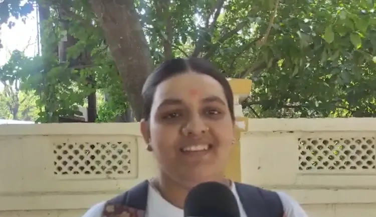 नीट-यूजी 2026 दोबारा परीक्षा: देशभर में कड़ी सुरक्षा, छात्राओं ने कहा — 'पेपर लीक ने तोड़ा आत्मविश्वास'