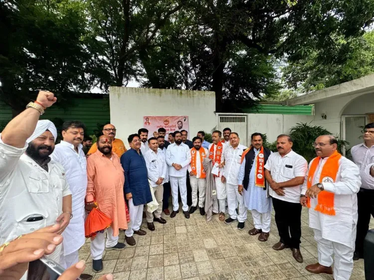 Eknath Shinde directs Shiv Sena chiefs to reach last mile through welfare