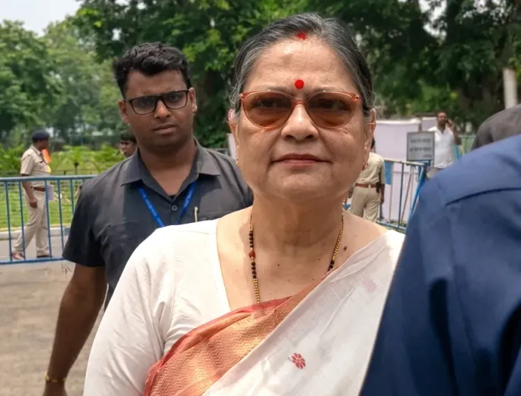 Rebel TMC MPs claim 22 supporters ahead of Lok Sabha Speaker meet Monday