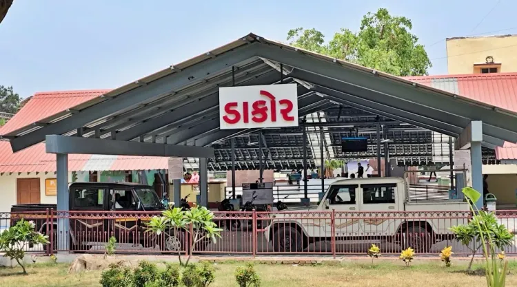How Has the Redevelopment of Dakor Railway Station in Gujarat Been Received?