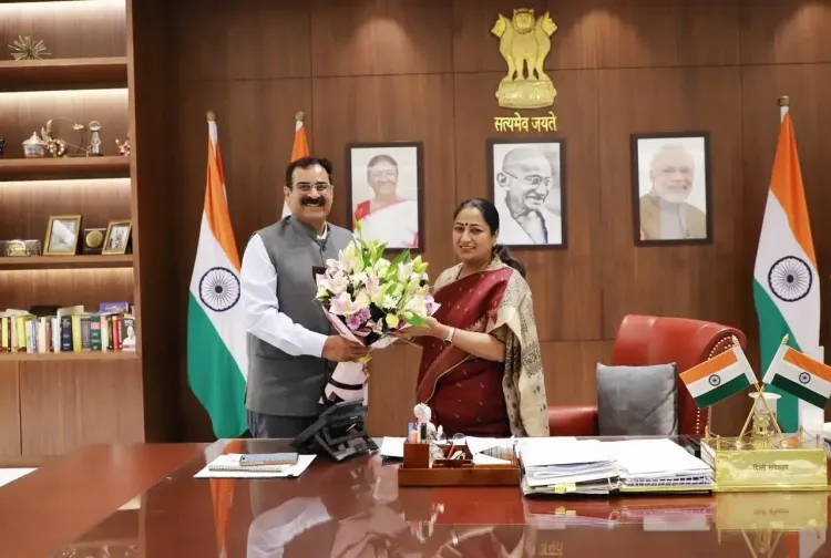 What Did Rekha Gupta and Chief Secretary Rajeev Verma Discuss About Future Projects?