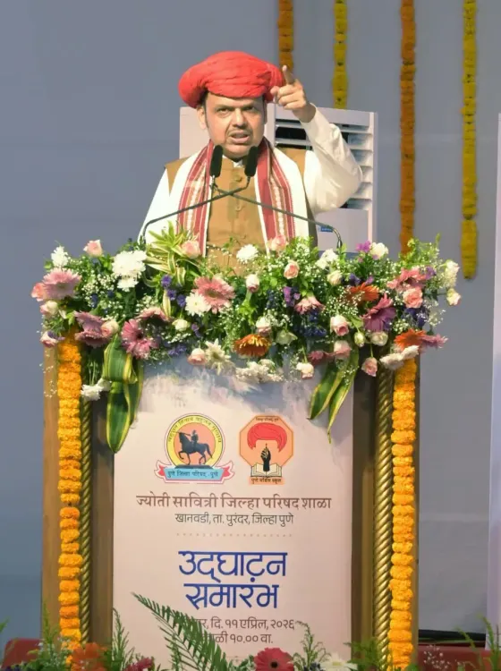 Maharashtra CM Calls Women's Reservation a Tribute to Mahatma Phule