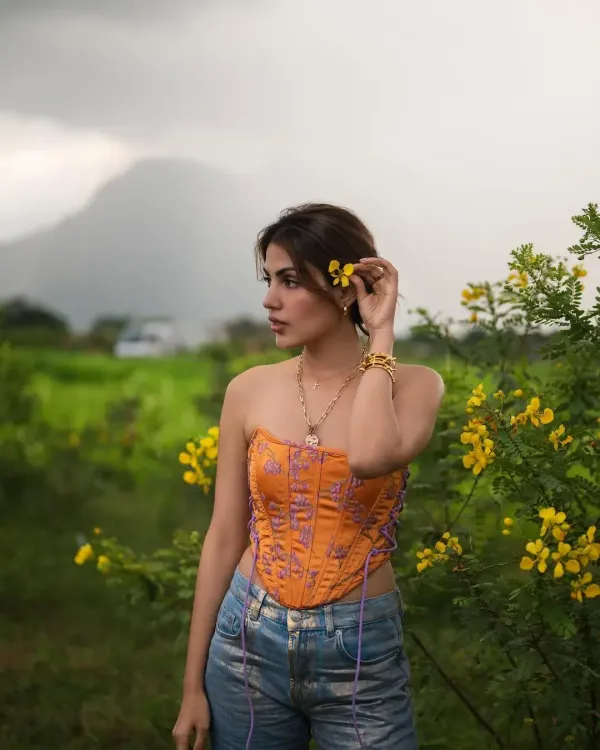 Rhea Chakraborty steps back from social media ahead of Netflix comeback