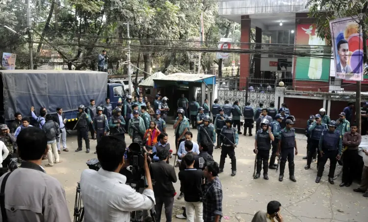 Rights group condemns Bangladesh's mass arrest of 200+ Awami League members