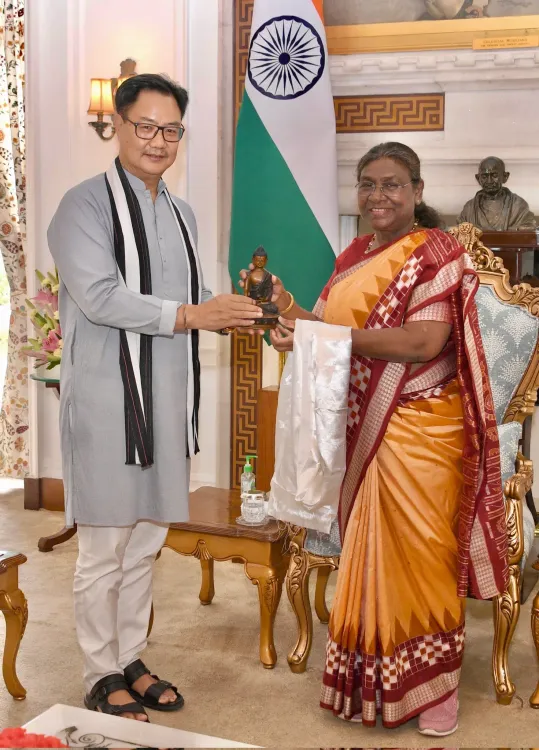 Rijiju Greets President Murmu on Her Birthday