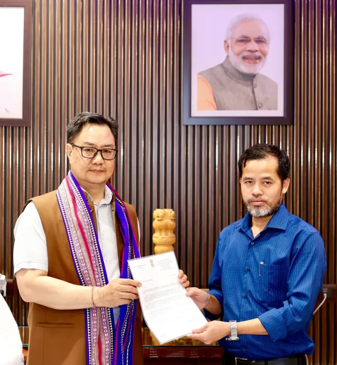 Rijiju Meets Tripura Minority Welfare Minister in Delhi