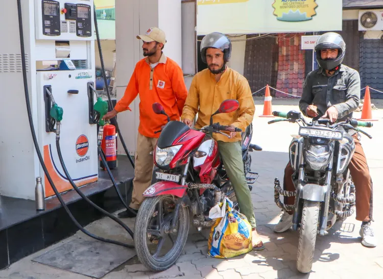 Fuel price hike of ₹3 a drop in ocean as oil firms bleed ₹1,000 crore daily