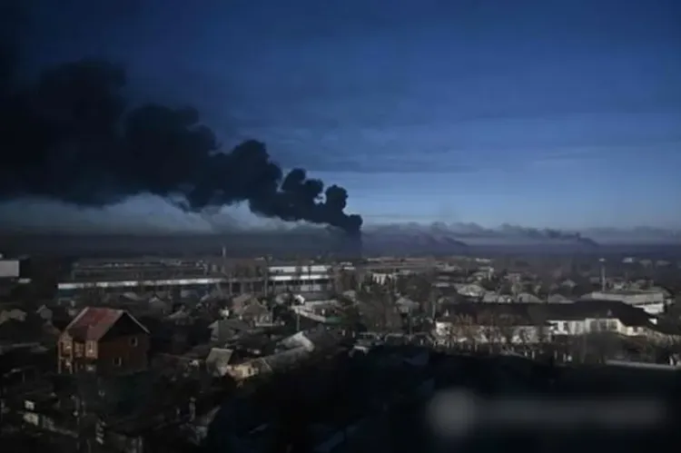 Is the Russian Army Securing Kupyansk While Targeting Ukrainian Military Infrastructure?