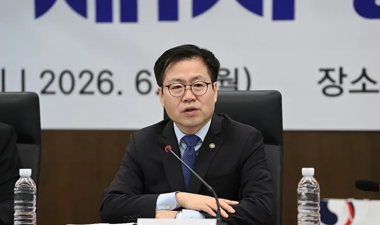 South Korea fires chief trade negotiator amid US tariff pressure