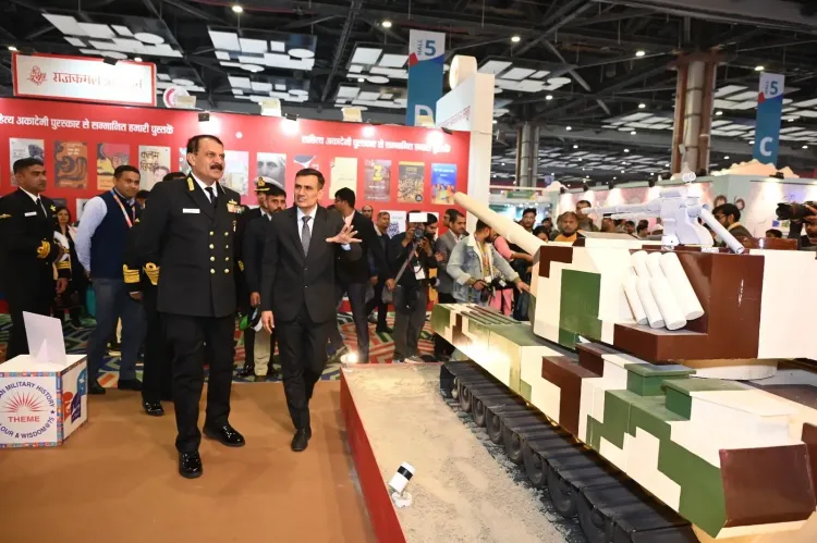 क्या सभी लीडर्स निश्चित रूप से पाठक होते हैं?: नौसेना प्रमुख