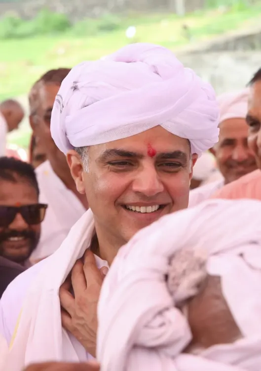 Sachin Pilot Meets Locals on Way to Beneshwar Dham