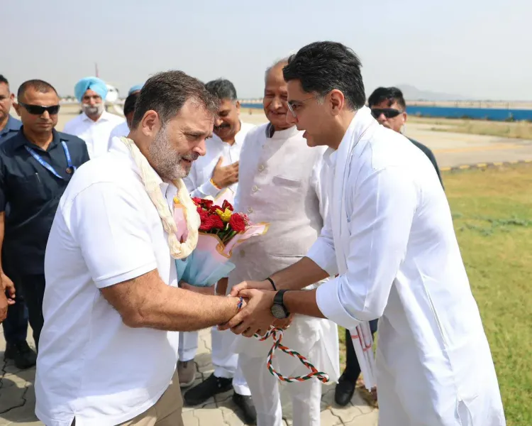 Sachin Pilot receives Rahul Gandhi at Kishangarh Airport for Congress training camp