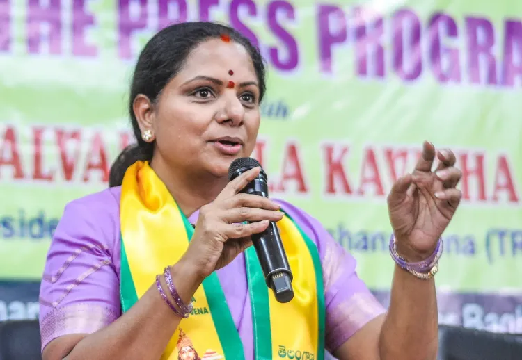 'डोनाल्ड ट्रंप एवेन्यू' नामकरण पर कविता का विरोध: 'यह कूटनीति नहीं, सस्ती चापलूसी है'
