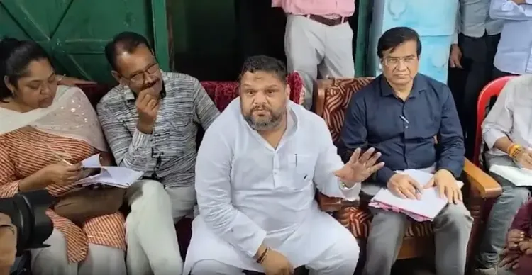 सागर जहरीली शराब कांड: NHRC सदस्य कानूनगो बांदा पहुंचे, ₹4 लाख मुआवजे और जांच पर दिए सख्त निर्देश