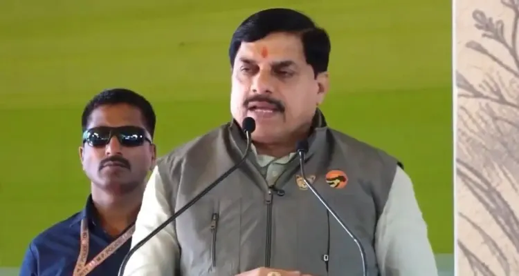 दुर्गावती टाइगर रिजर्व में चीतों की वापसी: CM मोहन यादव ने 'वियोम' और 'नीरा' को किया आज़ाद