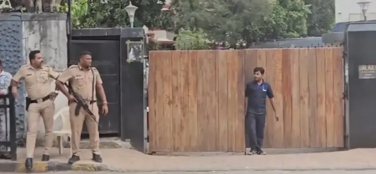 सलमान खान के गैलेक्सी अपार्टमेंट पर तैनात कांस्टेबल गणेश की ड्यूटी के दौरान मौत, हार्ट अटैक की आशंका