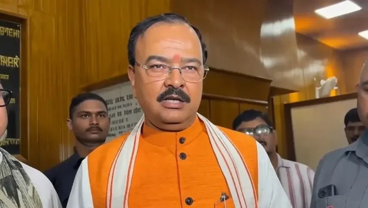 क्या समाजवादी पार्टी अस्त होता हुआ सूरज है? एसआईआर पर <b>अखिलेश यादव</b> को <b>केशव प्रसाद मौर्य</b> का जवाब