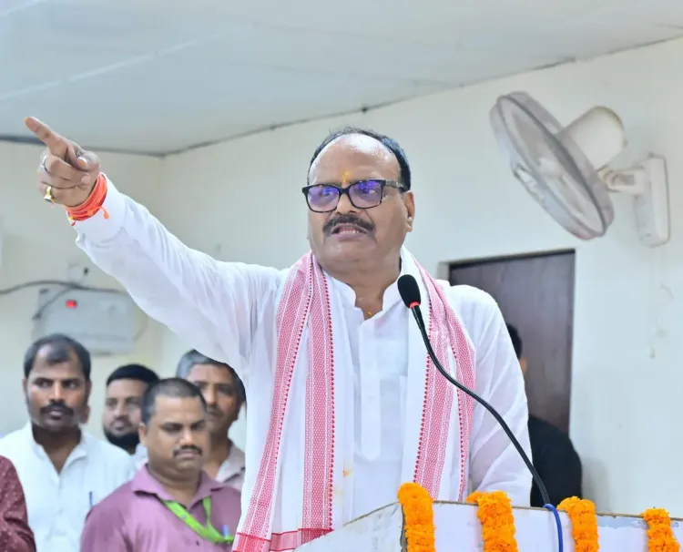 सपा के DNA में सिर्फ मुस्लिम तुष्टीकरण है: डिप्टी सीएम ब्रजेश पाठक का अखिलेश पर तीखा हमला
