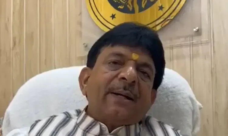 क्या समाजवादी पार्टी केवल तुष्टिकरण की राजनीति करती है? कपिल देव अग्रवाल का आरोप