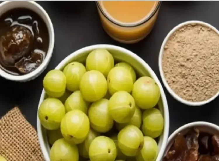 क्या आप बुढ़ापे को समय से पहले आने से रोकना चाहते हैं? आंवला में छिपे हैं अनगिनत सौंदर्य गुण