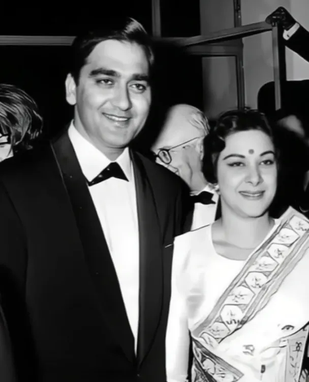What Gift Did Sanjay Dutt’s Sister Priya Celebrate on Parents’ Day?