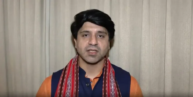 क्या संजय राउत ने 'उद्धव सेना' को 'सोनिया सेना' में बदल दिया? : शहजाद पूनावाला