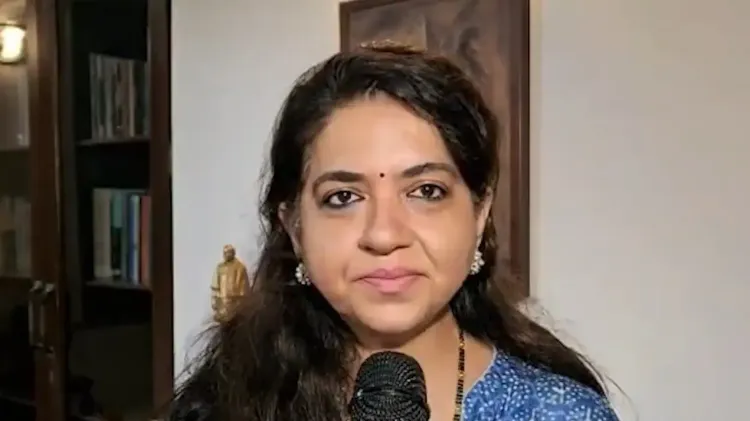 ओवैसी-सपा गठबंधन बयान पर NDA का पलटवार: शाइना NC बोलीं — 'जीत सिर्फ योगी आदित्यनाथ की होगी'