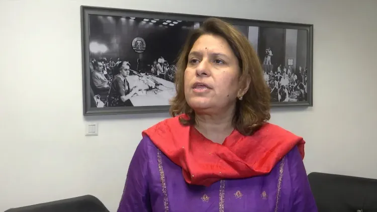 छात्रों पर पैलेट गन: सुप्रिया श्रीनेत ने सरकार से माँगा जवाब, 20 जुलाई की घटना पर उठाए सवाल