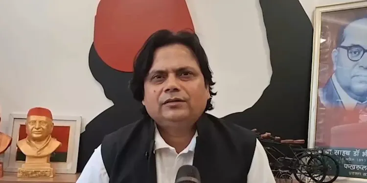 नीट पेपर लीक पर धर्मेंद्र प्रधान का इस्तीफा: सपा नेता फखरुल हसन चांद बोले — युवाओं के आंदोलन के आगे झुकी सरकार