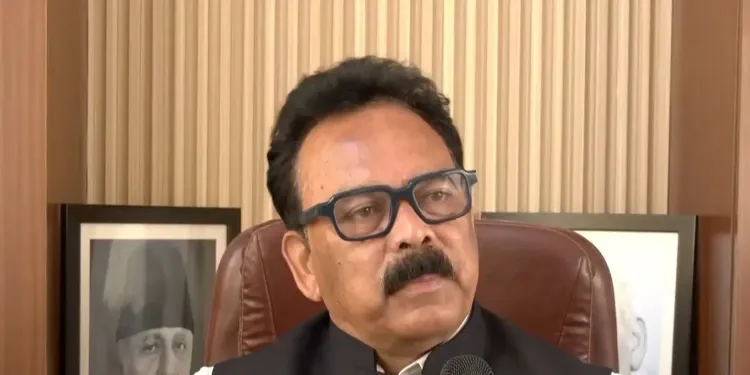 क्या सरकार एसआईआर की आड़ में अपनी जिम्मेदारियों से भाग रही है?: कांग्रेस सांसद सुखदेव भगत