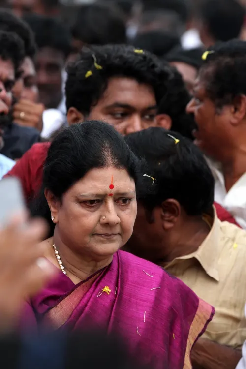 Can Sasikala Unite AIADMK Ahead of the 2026 Assembly Elections?