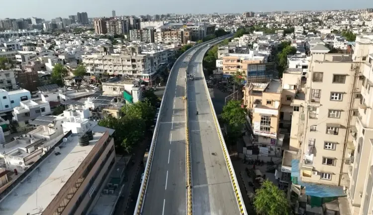 अहमदाबाद के सताधार फोर-लेन फ्लाईओवर से डेढ़ लाख यात्रियों को रोज़ राहत, ₹90 करोड़ की लागत