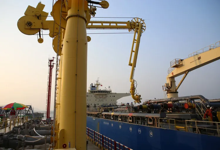 Saudi Aramco's Record $19.50 Premium on Arab Light Crude Amid Supply Challenges