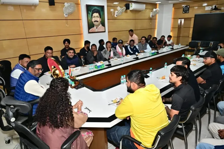 क्या सैयद मुश्ताक अली ट्रॉफी जीतने वाली झारखंड क्रिकेट टीम ने सीएम हेमंत सोरेन से मुलाकात की?