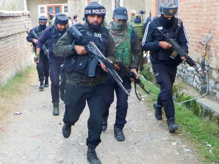 Did Security Forces Uncover a Terror Hideout Near the LoC in J&K's Kupwara District?