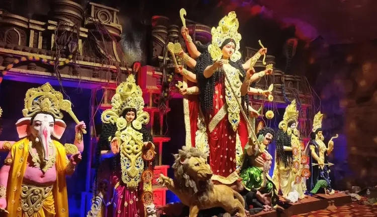 शारदीय नवरात्रि 2026: अष्टमी-नवमी 19 अक्टूबर को, कन्या पूजन में दें फैशन उपहार — जानें सही तिथि और विधि