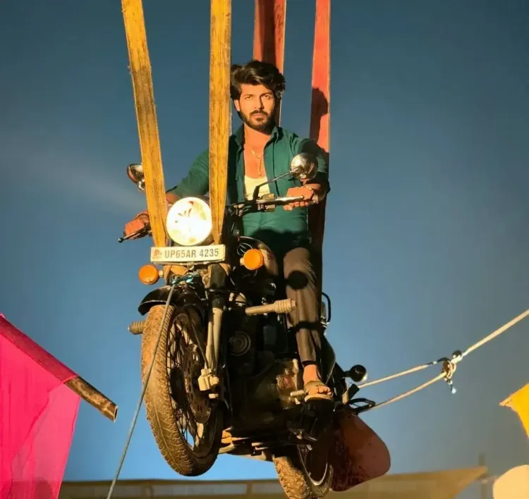 How Did Sheezan Khan Conquer a Risky Fire Sequence in ‘Ganga Mai Ki Betiyan’?