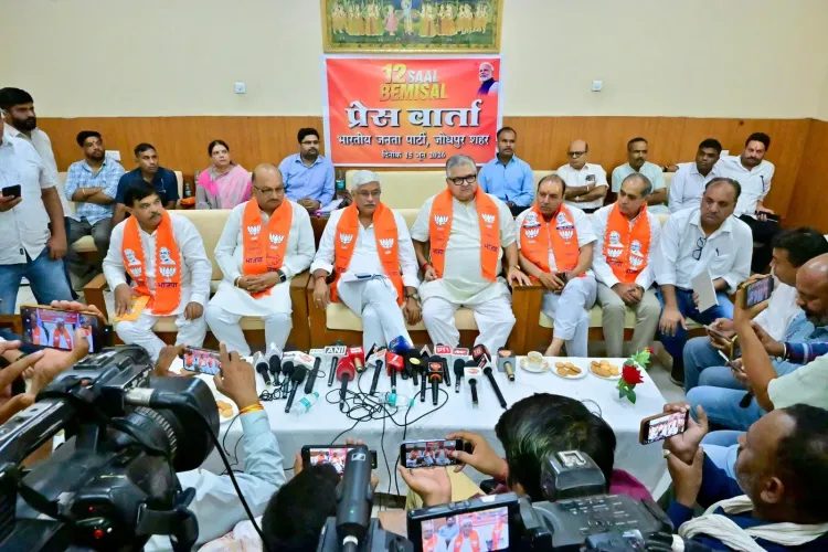 Shekhawat briefs Jodhpur media on 12 years of Modi govt