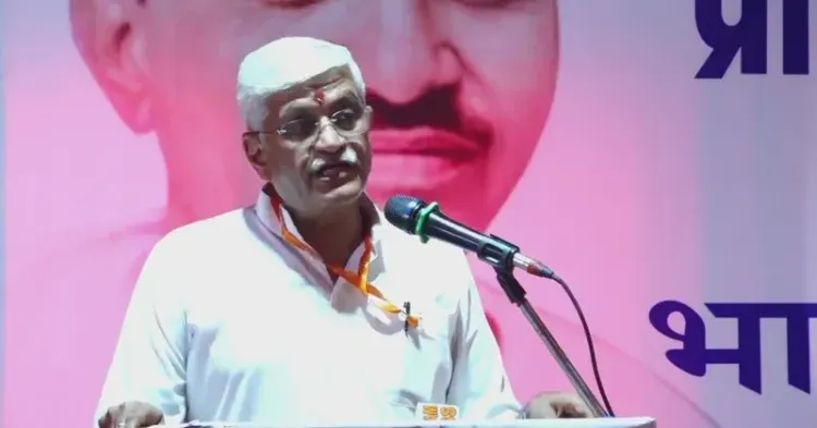 Shekhawat joins BJP training drive in Jodhpur's Kelawa Kala