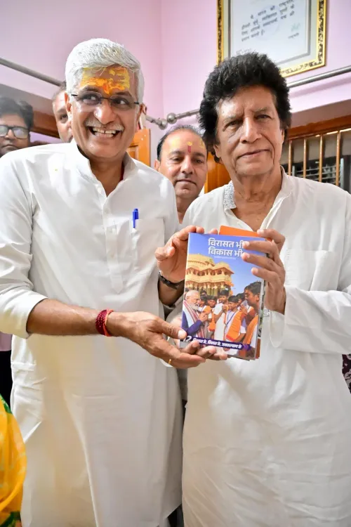 Shekhawat meets Padma Shri Sheen Kaf Nizam in Jodhpur outreach