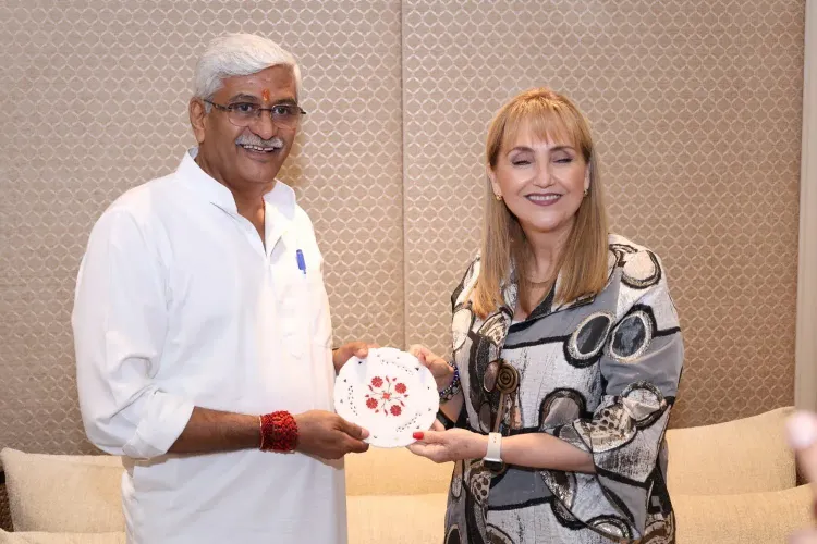 Shekhawat meets WTTC chief to boost India inbound tourism