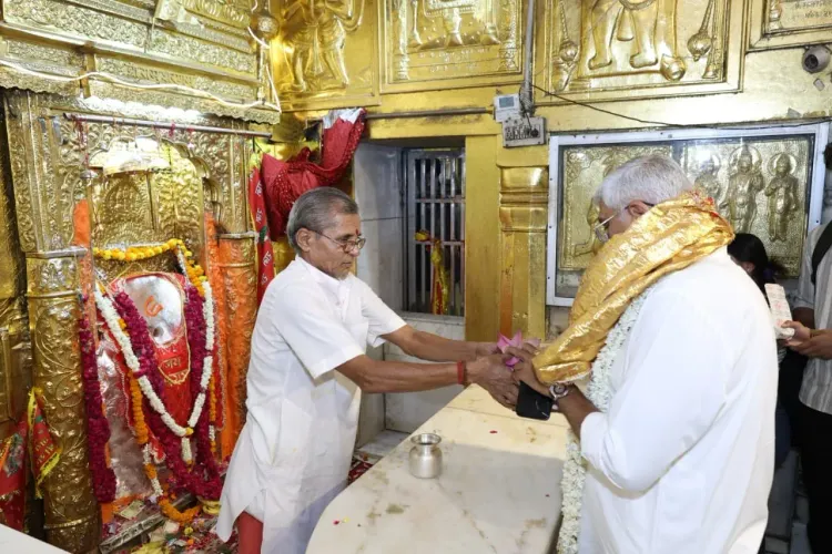 Shekhawat offers prayers at Delhi's Prachin Hanuman Mandir, hails PM Modi's tenure