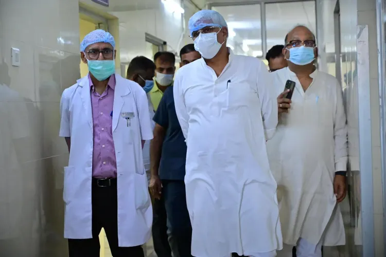 Shekhawat visits injured firefighters at Jodhpur hospital