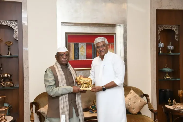 Shekhawat wishes Rajasthan Governor Bagde on birthday