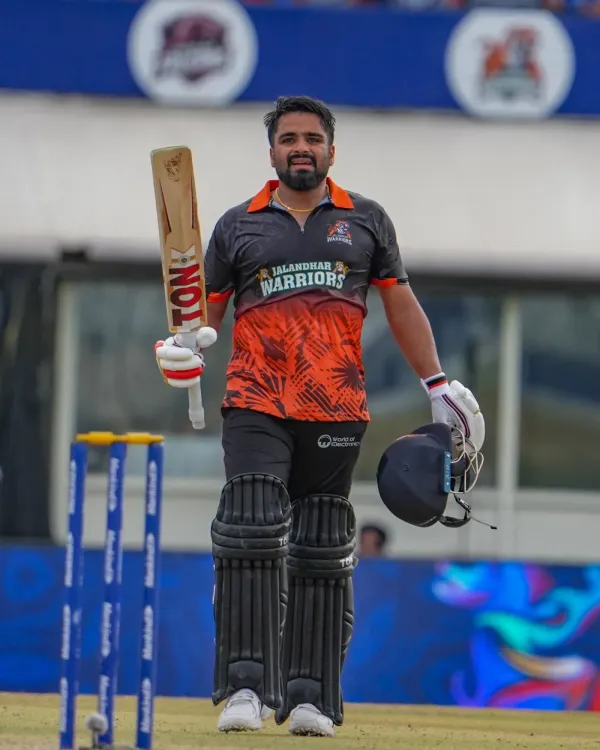 Prabhsimran's second straight ton steers Jalandhar Warriors past Bathinda Royals by 3 runs