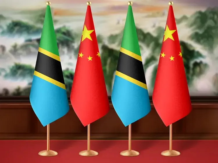 क्या शी चिनफिंग ने सामिया सुलुहु हसन को तंजानिया की राष्ट्रपति बनने पर बधाई दी?