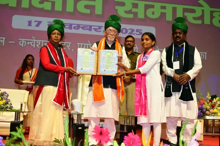 क्या शिक्षा तभी सार्थक है जब वह कमजोर लोगों के जीवन में सकारात्मक बदलाव लाए?