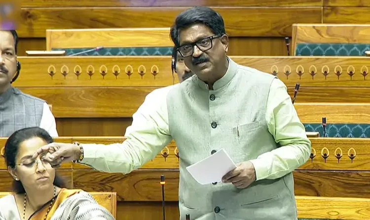 Shiv Sena(UBT) petitions Lok Sabha Speaker to block fresh split bid