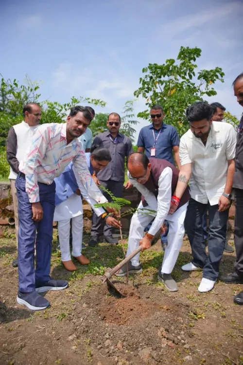 Shivraj plants sapling at Bhopal Smart City Park, urges 'Vriksh Mitra' drive