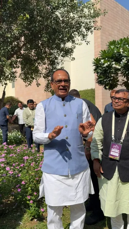 Shivraj Singh Chouhan plants sapling on mother's shraddha